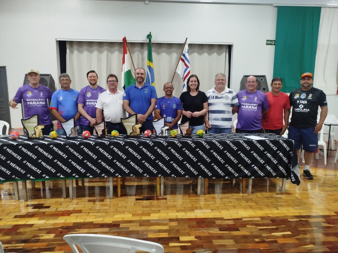 Lideranças compareceram à abertura do evento Lideranças compareceram à abertura do evento