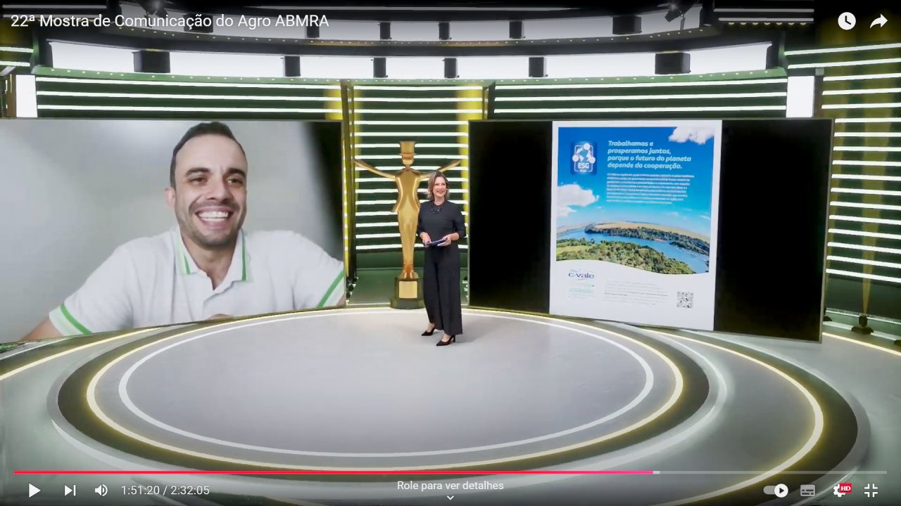 Luciano Campestrini durante o anúncio dos melhores do ano Marketing do Agro Luciano Campestrini durante o anúncio dos melhores do ano Marketing do Agro