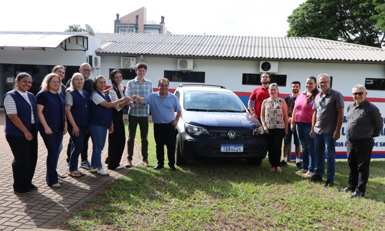Veículo foi entregue à Secretaria Municipal de Saúde. Veículo foi entregue à Secretaria Municipal de Saúde.