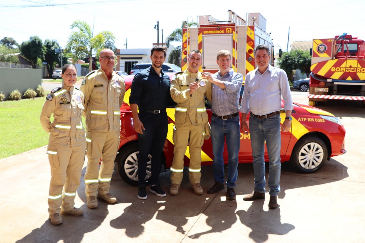 Viatura foi entregue ao Corpo de Bombeiros de Palotina